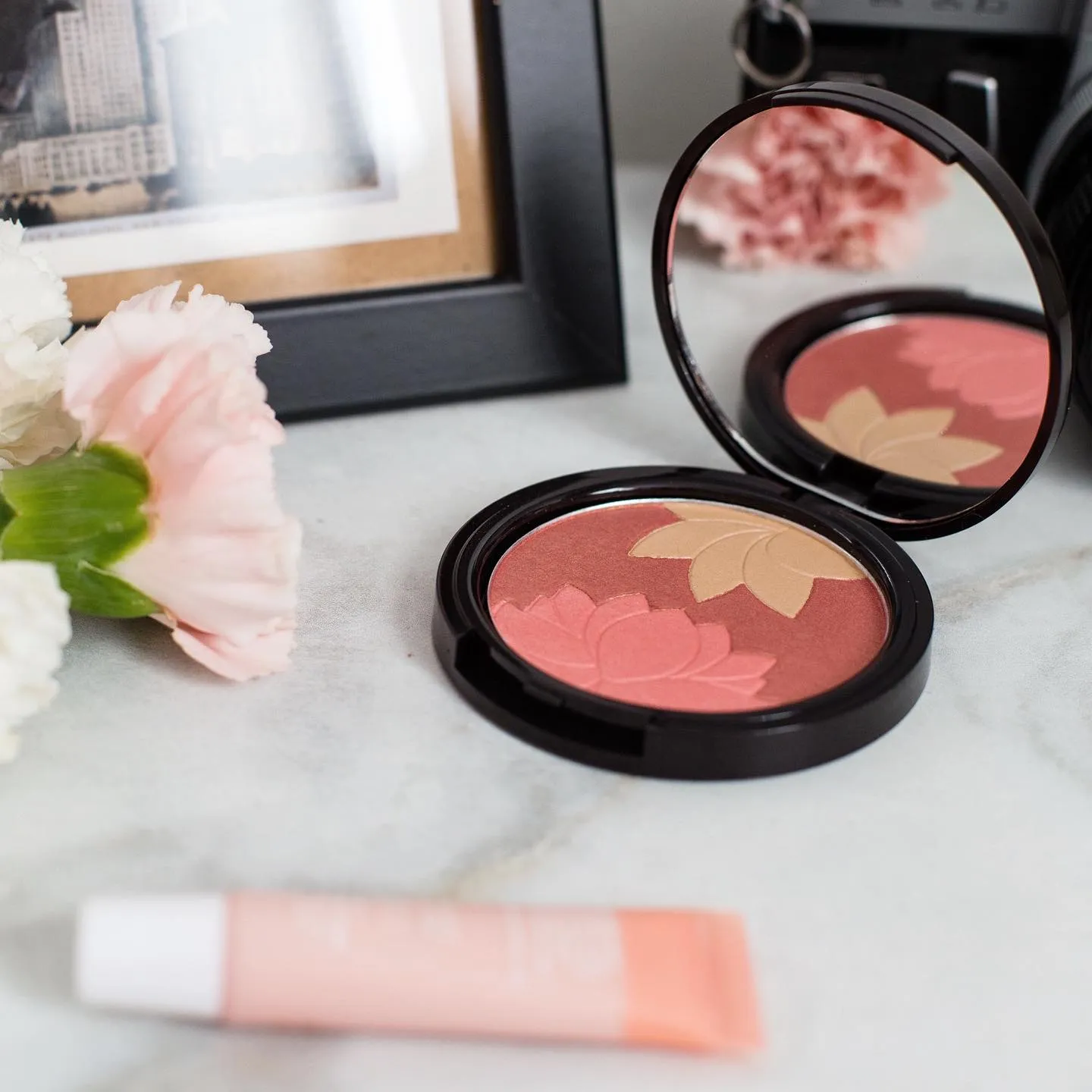Blossom Floral Blush & Highlighter